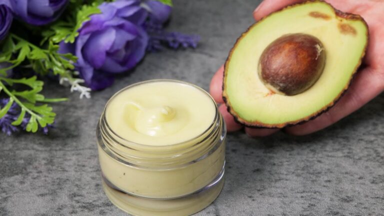 Une idée toute simple pour retrouver une peau d’école avec des ingrédients naturels…